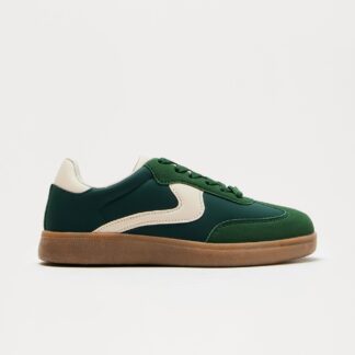 Zapatillas Urbanas con Cordones en Verde