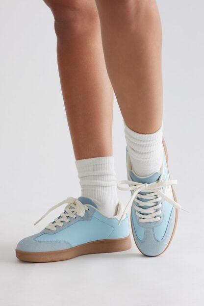 Zapatillas Doradas de Encaje Bajo - Image 26